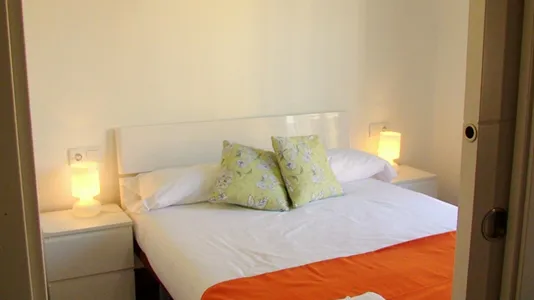 Apartments in Valencia Ciutat Vella - photo 1