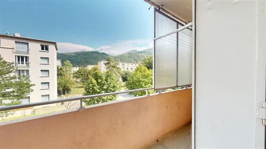 Apartments in Grenoble - photo 2