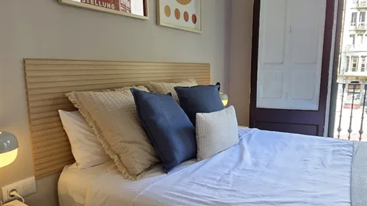 Rooms in Barcelona Eixample - photo 6