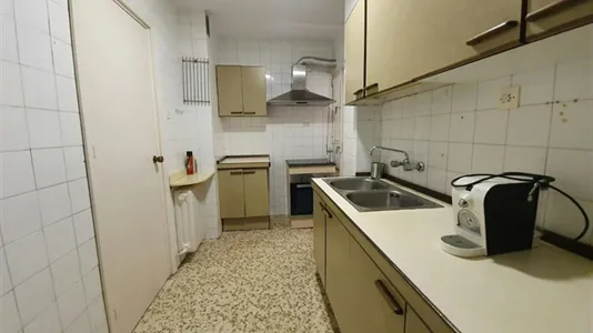 Rooms in Granada - photo 10