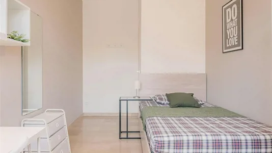Rooms in Milano Zona 7 - Baggio, De Angeli, San Siro - photo 1