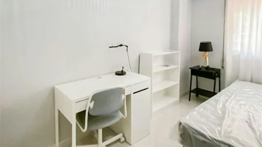 Rooms in Valencia Algirós - photo 2