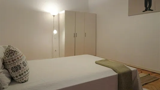 Rooms in Madrid Chamberí - photo 3