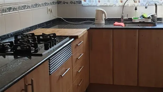 Rooms in El Prat de Llobregat - photo 5