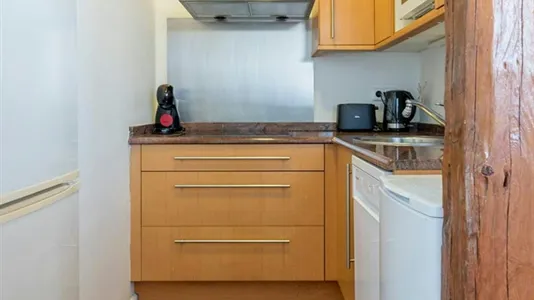 Apartments in Madrid Centro - photo 4