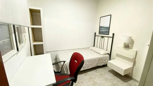 Rooms in Madrid Chamberí - photo 1