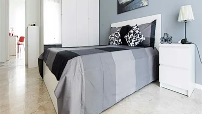 Room for rent in Sesto San Giovanni, Lombardia