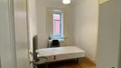 Room for rent, Lisbon (region), &lt;span class=&quot;blurred street&quot; onclick=&quot;ProcessAdRequest(12354499)&quot;&gt;&lt;span class=&quot;hint&quot;&gt;See streetname&lt;/span&gt;[xxxxxxxxxxxxx]&lt;/span&gt;
