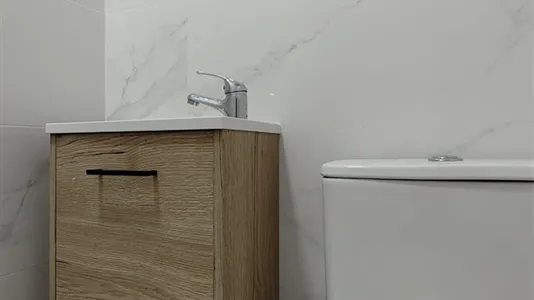 Rooms in Madrid Chamberí - photo 9