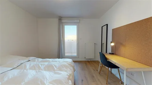 Rooms in Saint-Denis - photo 6