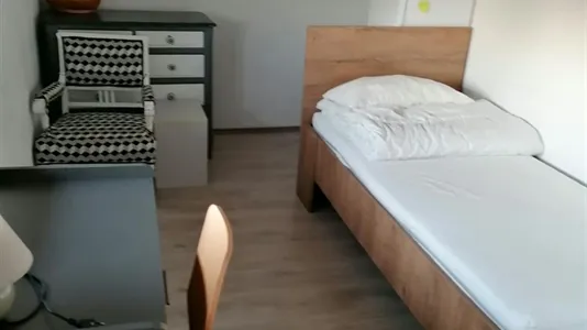 Rooms in Besnica - photo 9