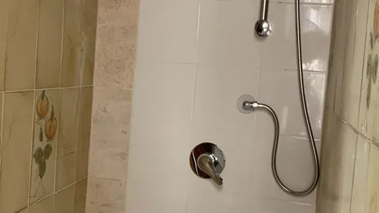 Rooms in Roma Municipio II – Parioli/Nomentano - photo 8