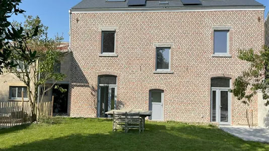 Houses in Eghezée - photo 1