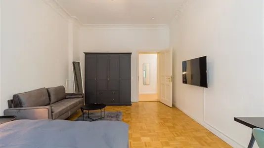 Apartments in Berlin Pankow - photo 9