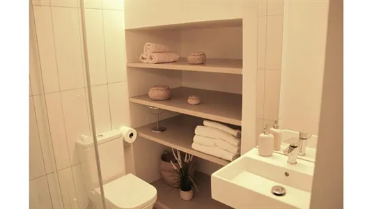 Rooms in Badalona - photo 6