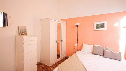 Rooms in Barcelona Eixample - photo 3