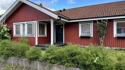 Surahammar - 4rok - tillsv - 10.350kr/mån