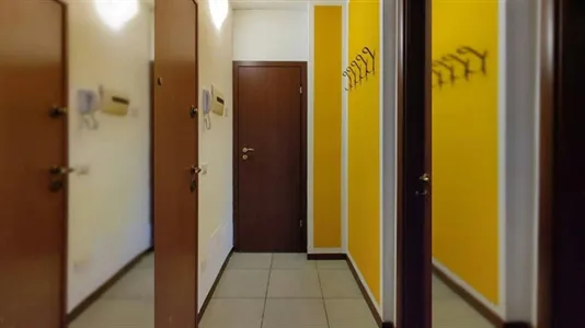 Rooms in Milano Zona 8 - Fiera, Gallaratese, Quarto Oggiaro - photo 5