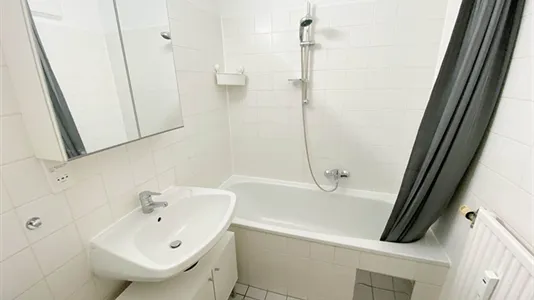 Rooms in Vienna Favoriten - photo 9