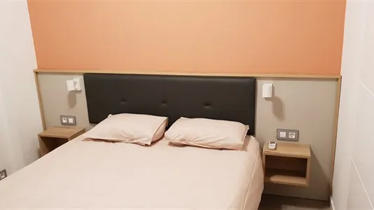 Apartments in Barcelona Eixample - photo 7