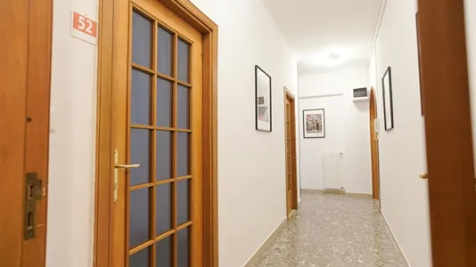 Rooms in Pozzuoli - photo 8