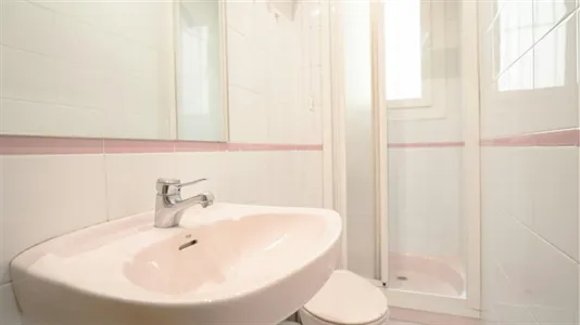 Rooms in Madrid Chamberí - photo 8