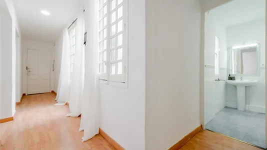 Rooms in Madrid Centro - photo 8