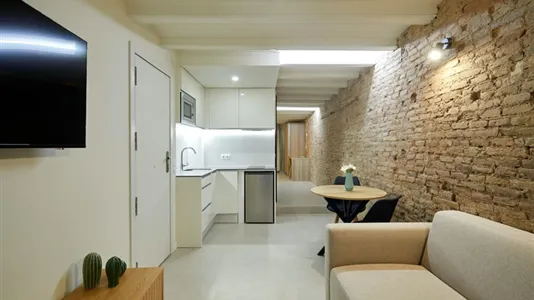 Apartments in Barcelona Ciutat Vella - photo 6