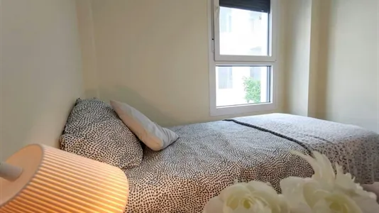 Rooms in Alfara del Patriarca - photo 5