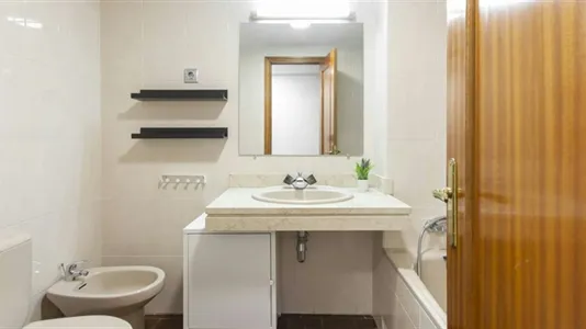 Rooms in Madrid Hortaleza - photo 8