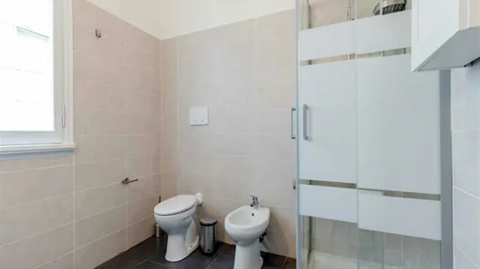 Rooms in Roma Municipio XIV – Monte Mario - photo 10