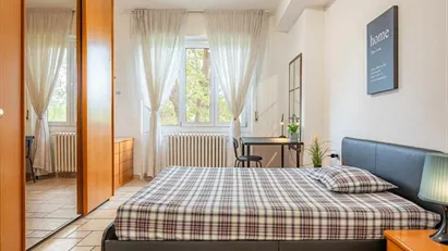 Room for rent in Milano Zona 9 - Porta Garibaldi, Niguarda, Milan