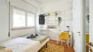 Room for rent, Lisbon (region), &lt;span class=&quot;blurred street&quot; onclick=&quot;ProcessAdRequest(12828452)&quot;&gt;&lt;span class=&quot;hint&quot;&gt;See streetname&lt;/span&gt;[xxxxxxxxxxxxx]&lt;/span&gt;