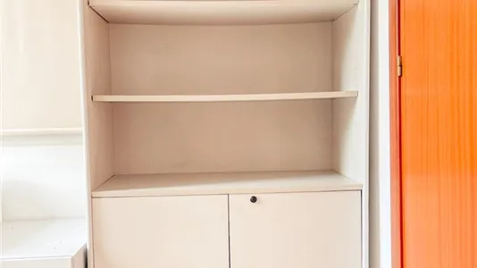 Rooms in Barcelona Ciutat Vella - photo 7