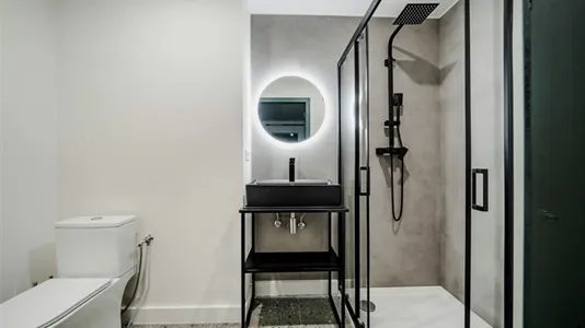 Rooms in Charleroi - photo 4