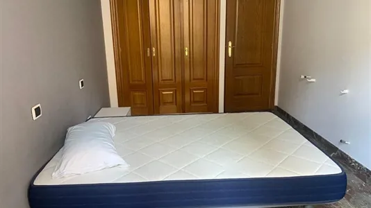 Rooms in Castellón de la Plana/Castelló de la Plana - photo 3