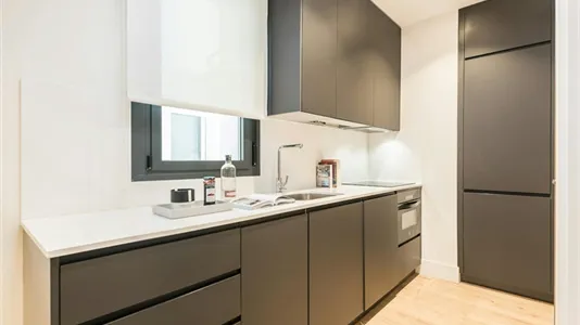 Apartments in Madrid Retiro - photo 6