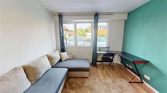 Rooms in Saint-Julien-en-Genevois - photo 6