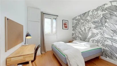 Room for rent in Nanterre, Île-de-France