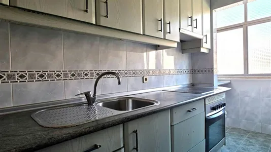 Houses in Coslada - photo 6