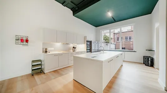 Rooms in Charleroi - photo 6