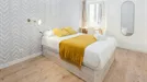 Room for rent, Barcelona Ciutat Vella, Barcelona, &lt;span class=&quot;blurred street&quot; onclick=&quot;ProcessAdRequest(9314864)&quot;&gt;&lt;span class=&quot;hint&quot;&gt;See streetname&lt;/span&gt;[xxxxxxxxxxxxx]&lt;/span&gt;