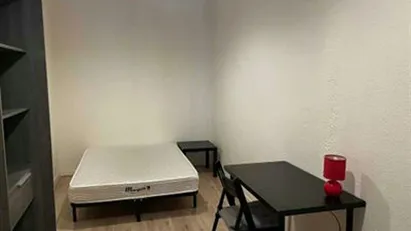 Room for rent in Lyon, Auvergne-Rhône-Alpes Room for rent in Lyon, Auvergne-Rhône-Alpes