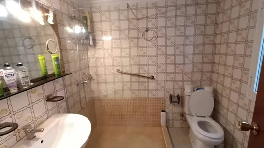 Rooms in Sevilla Casco Antiguo - photo 9