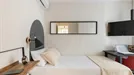 Room for rent, Valencia Ciutat Vella, Valencia (region), &lt;span class=&quot;blurred street&quot; onclick=&quot;ProcessAdRequest(11961511)&quot;&gt;&lt;span class=&quot;hint&quot;&gt;See streetname&lt;/span&gt;[xxxxxxxxxxxxx]&lt;/span&gt;