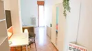 Room for rent, Lecco, Lombardia, Via Como