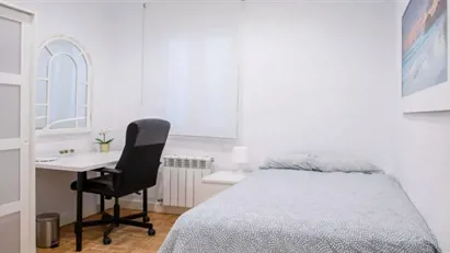 Room for rent in Madrid Moncloa-Aravaca, Madrid