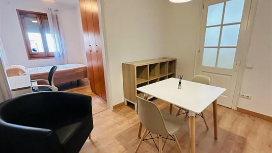 Rooms in Reus - photo 2