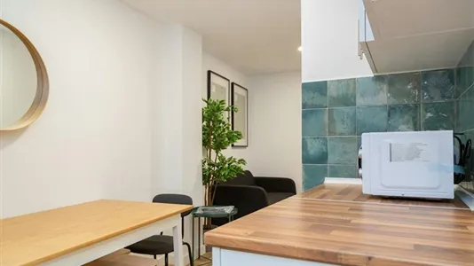 Rooms in Zaragoza - photo 9