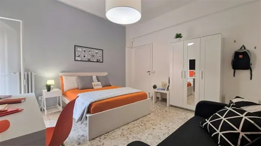 Rooms in Roma Municipio VIII – Appia Antica - photo 6